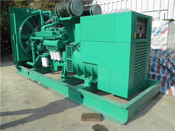 托克托发电机租赁-厂家给大家介绍发电机失磁现象