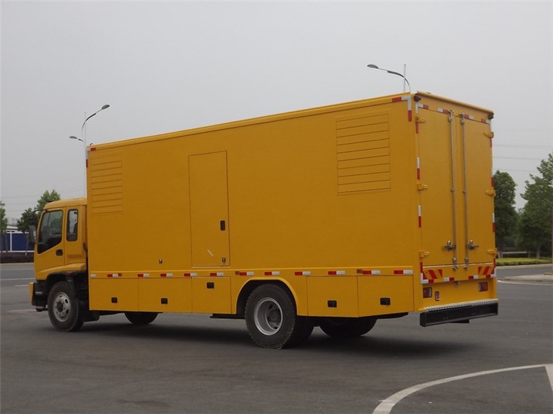 托克托租赁发电机-柴油发电机组机房烟管的布置与安装