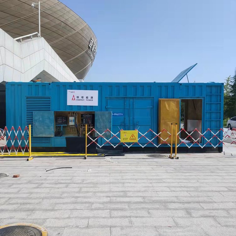 托克托如何选择适合的电压表来测量发电机的输出电压？