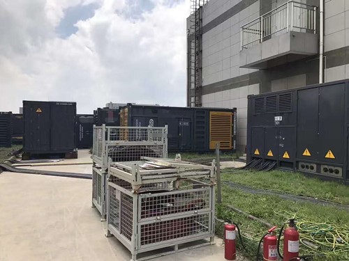 托克托除了定期检查，还有哪些方法可以及时发现接触式转速表探头的磨损？