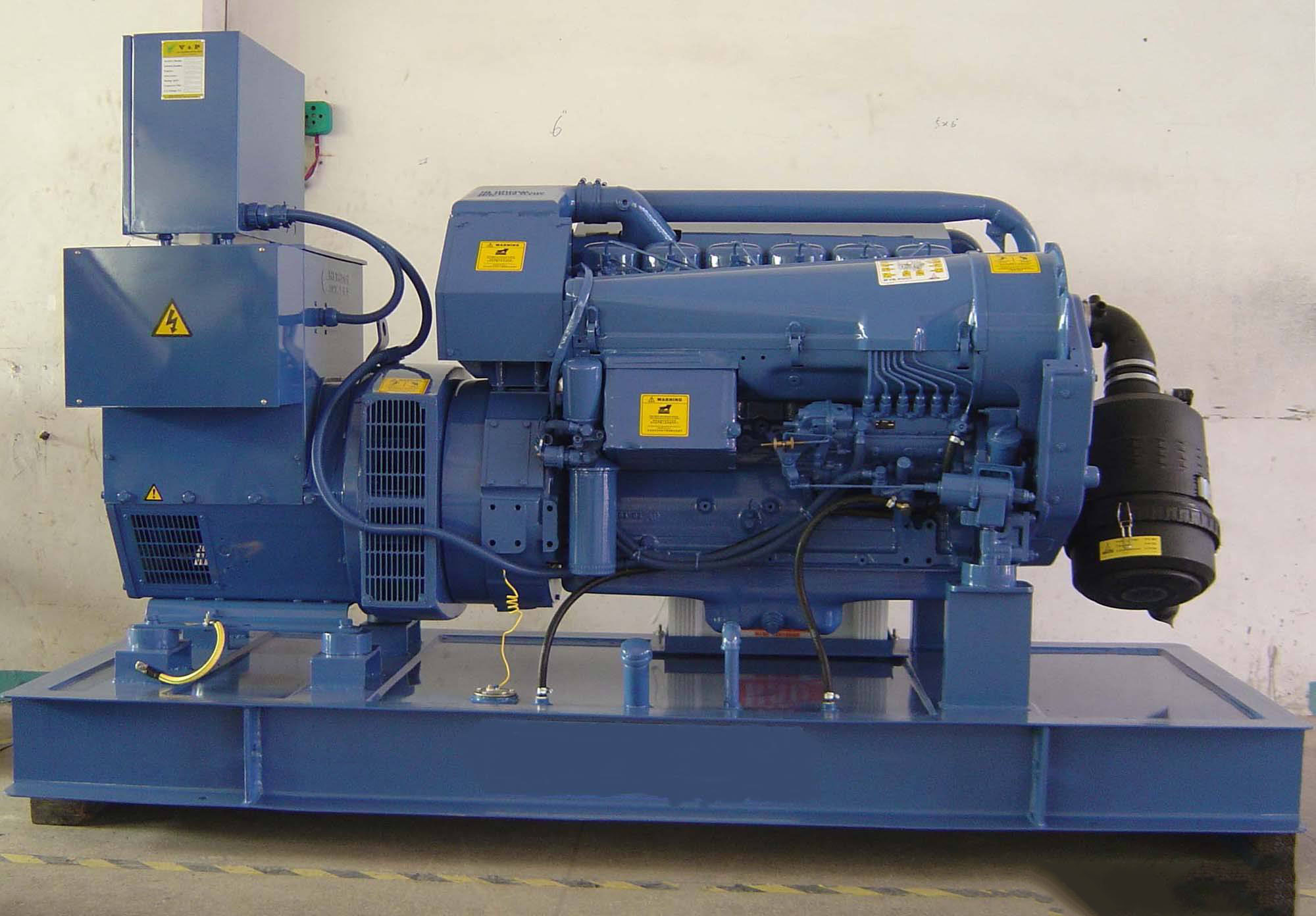 托克托汽油发电机组冬季启动前，电瓶需要做哪些检查和维护？
