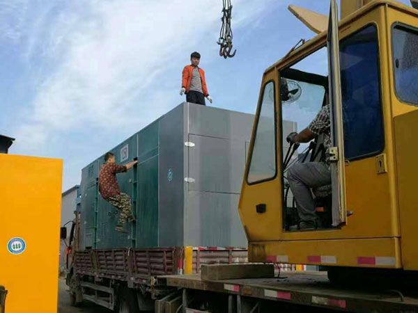 托克托如何判断水冷式机油散热器密封件是否需要更换?